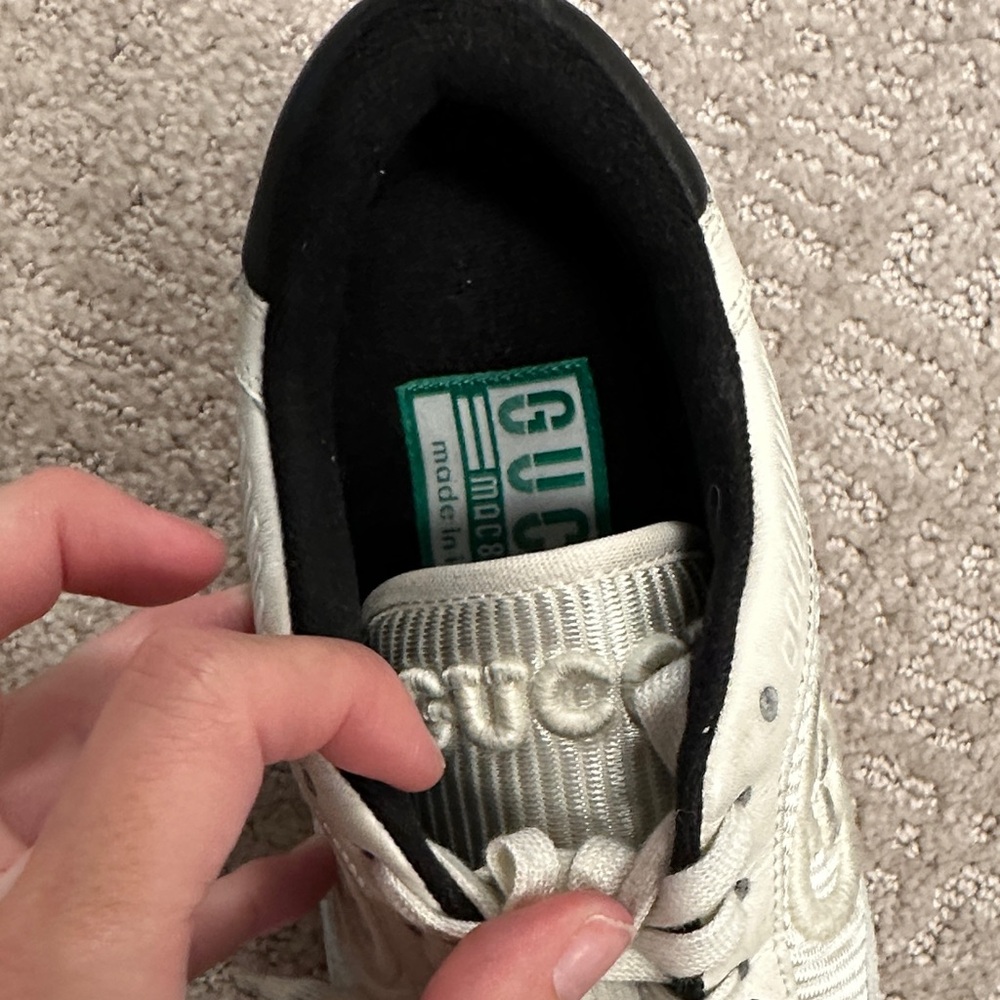 Gucci White and Black Sneakers - Picture 7 of 7